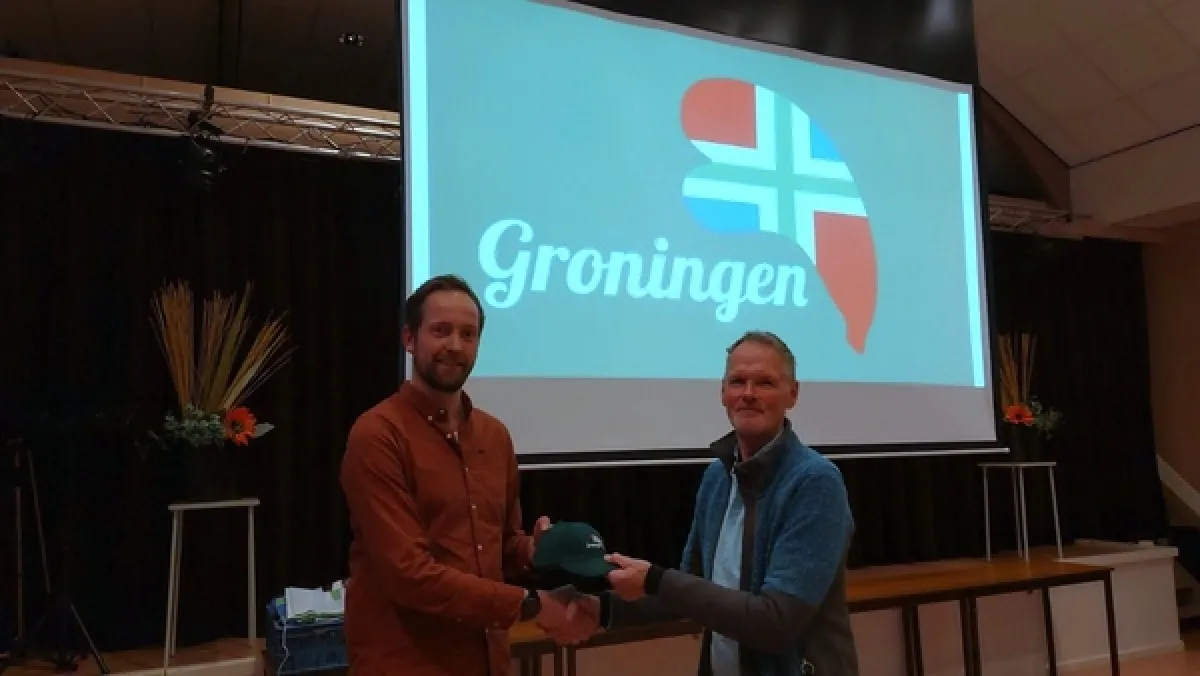 Peter Velthuis kondigt vertrek aan